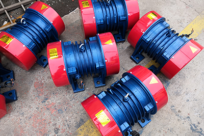 2.2kw振動(dòng)電機(jī)
