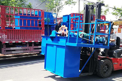 NE30板鏈斗式提升機(jī)裝車